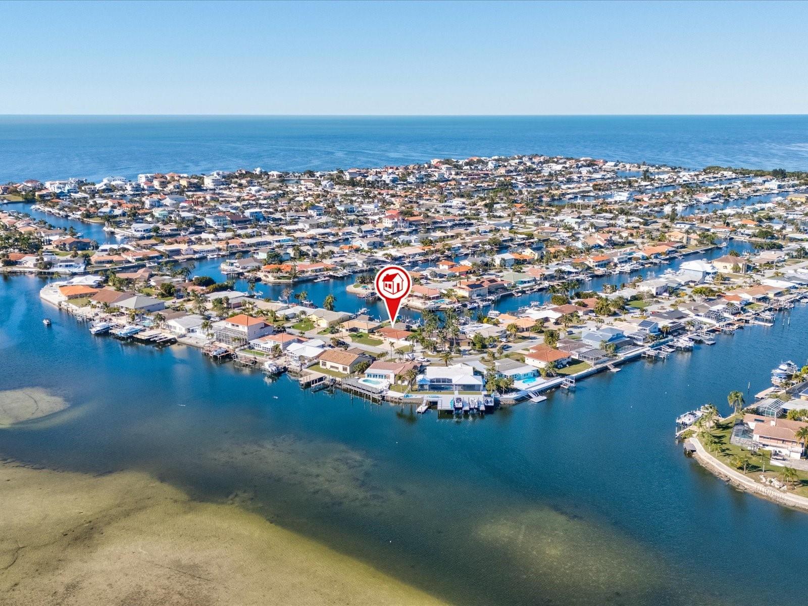 FLOR A MAR - Residential