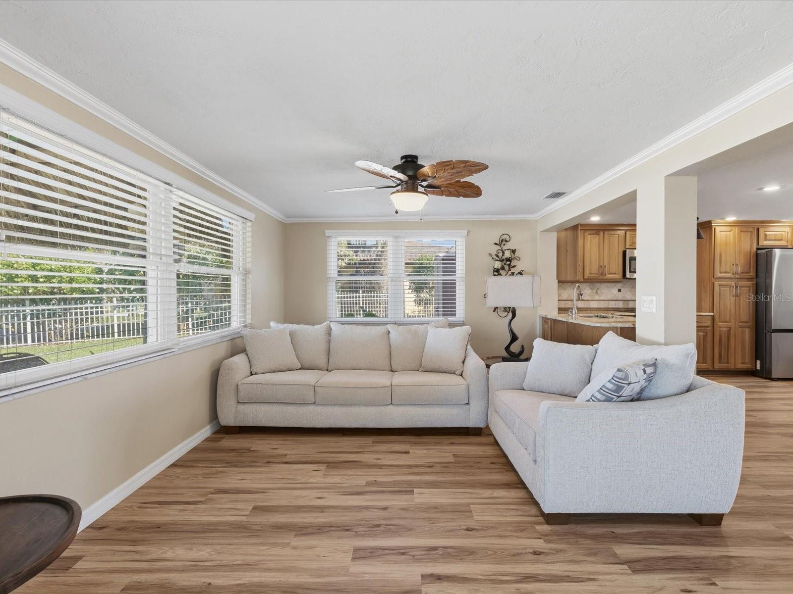 FLOR A MAR - Residential