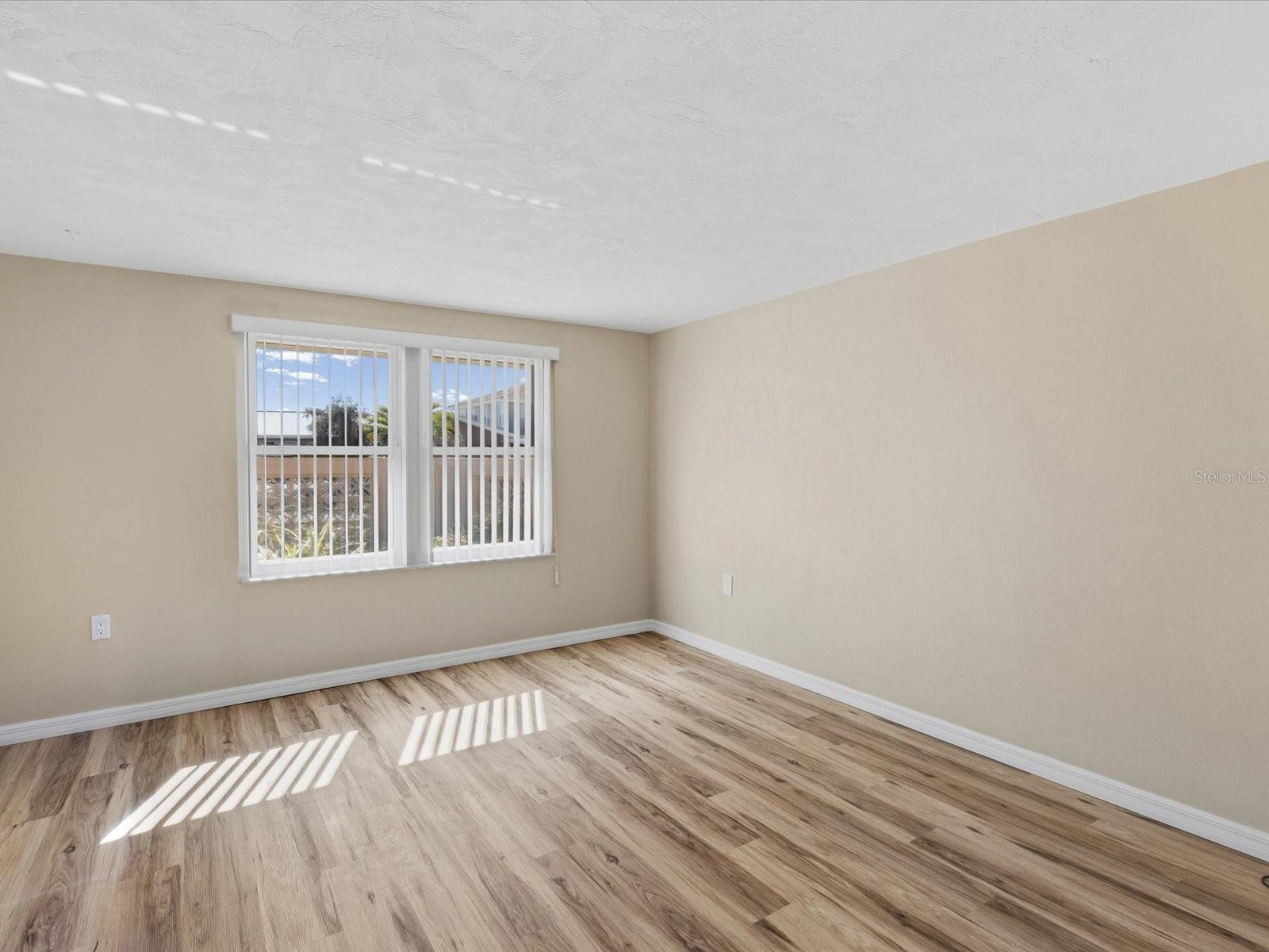 FLOR A MAR - Residential