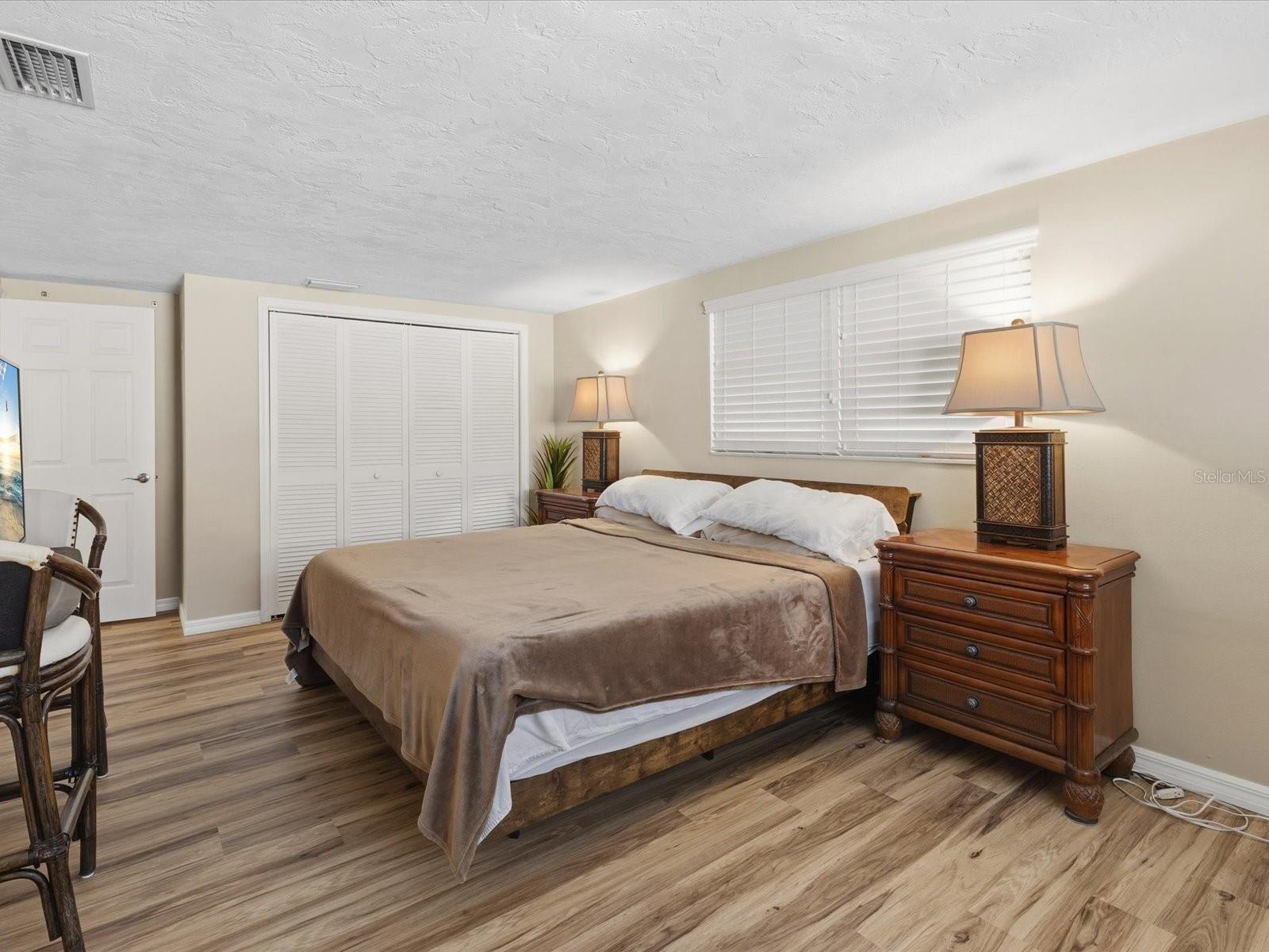 FLOR A MAR - Residential