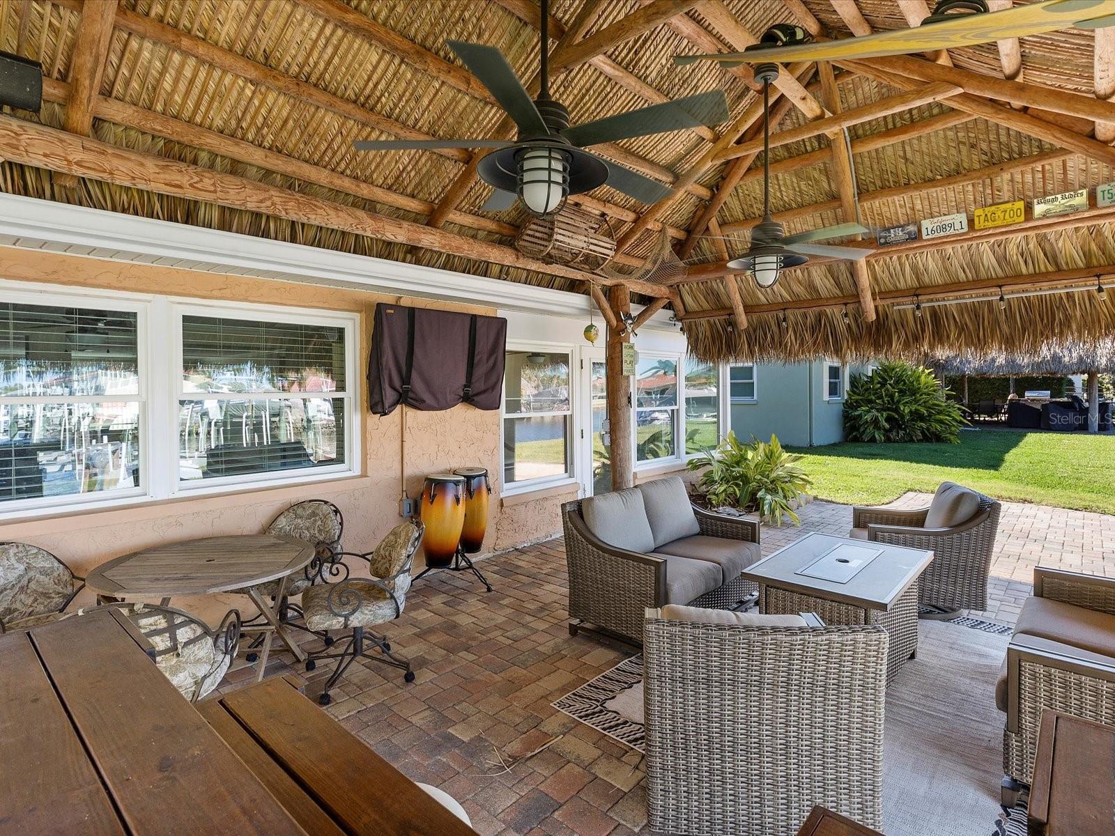 FLOR A MAR - Residential