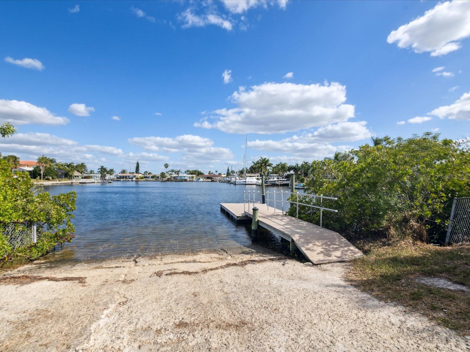 FLOR A MAR - Residential