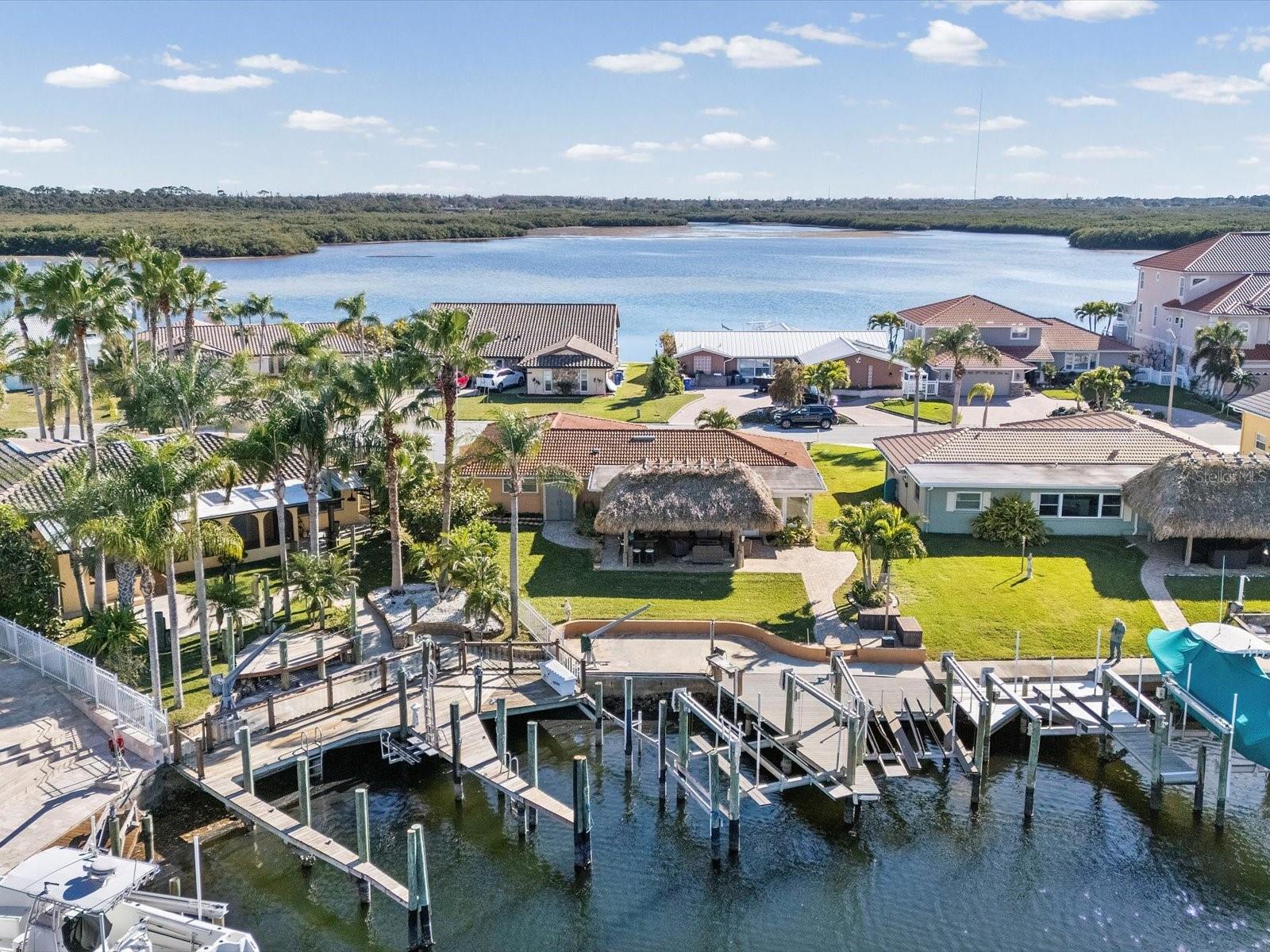 FLOR A MAR - Residential