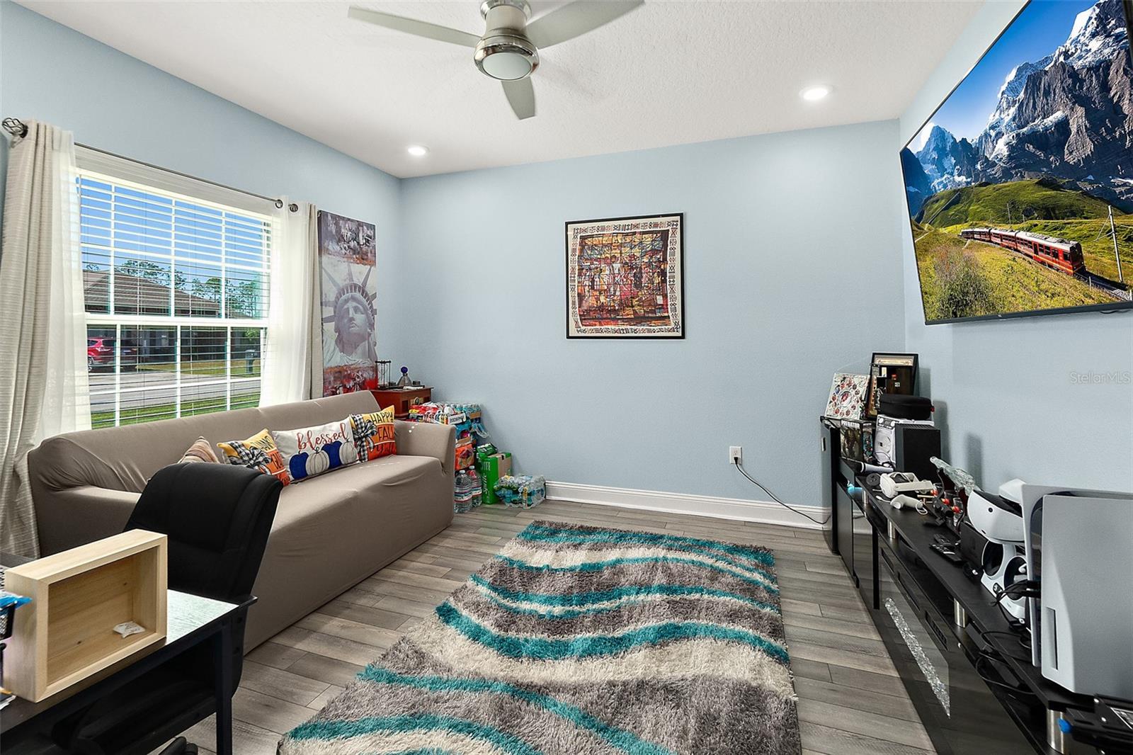 QUAIL HOLLOW - Residential