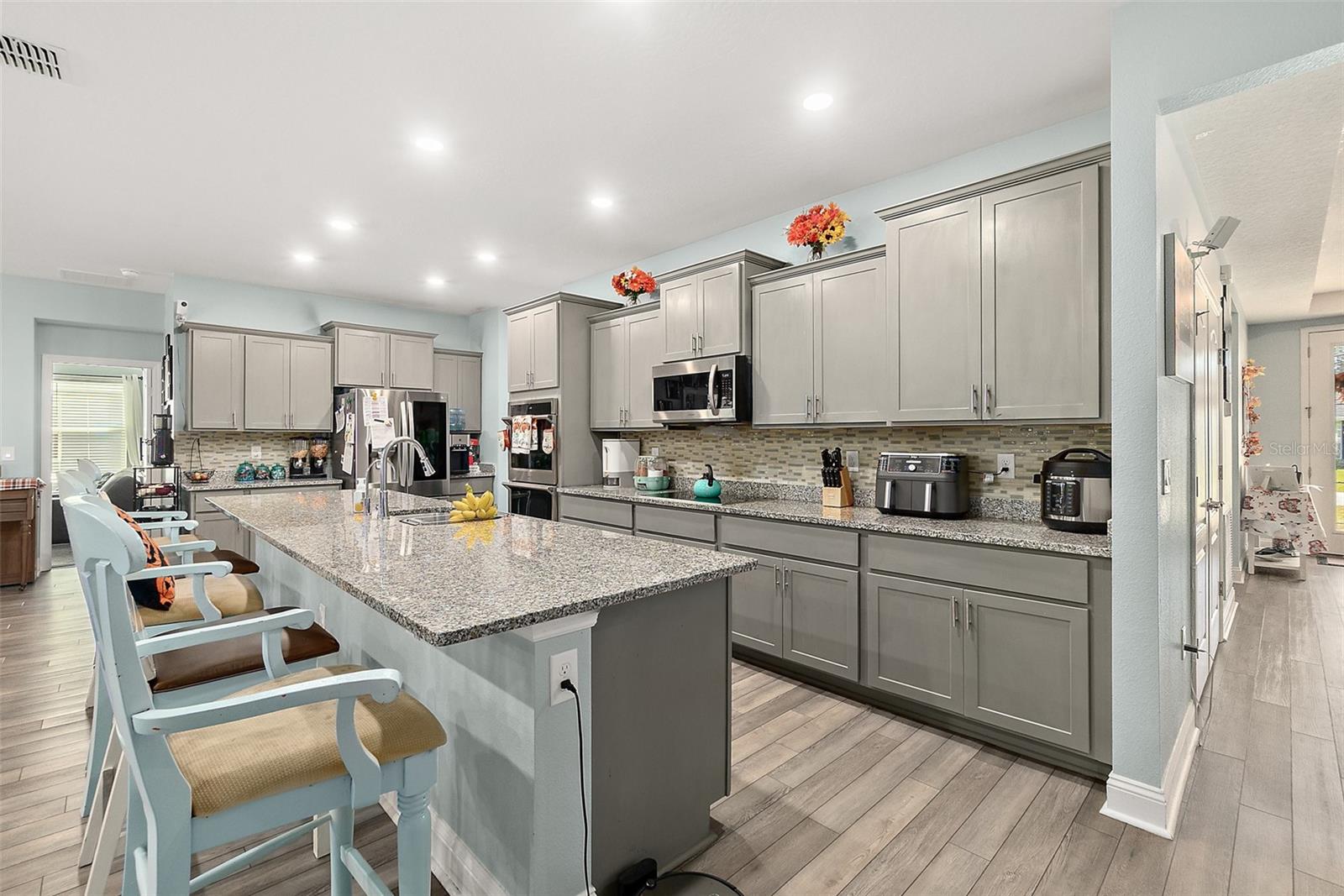 QUAIL HOLLOW - Residential