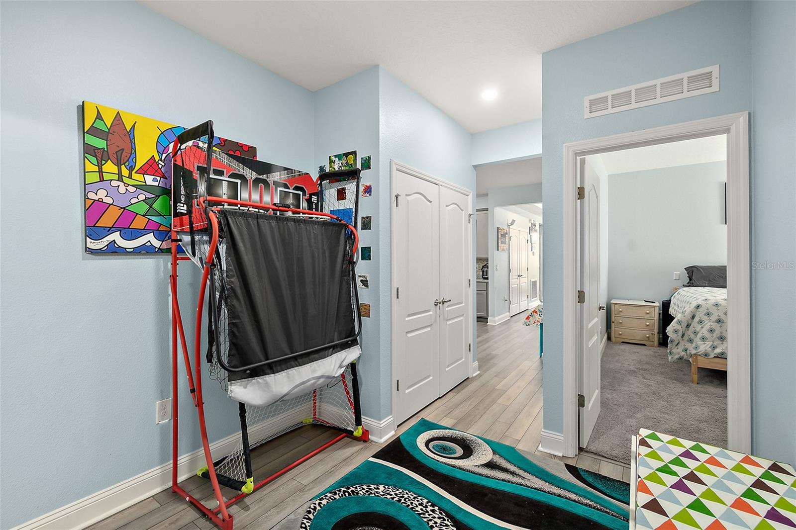 QUAIL HOLLOW - Residential