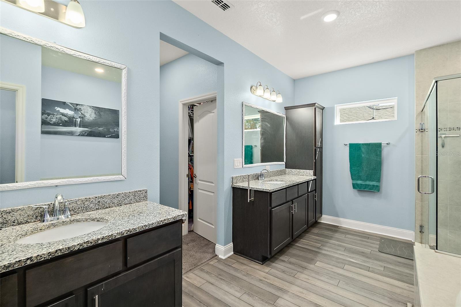 QUAIL HOLLOW - Residential