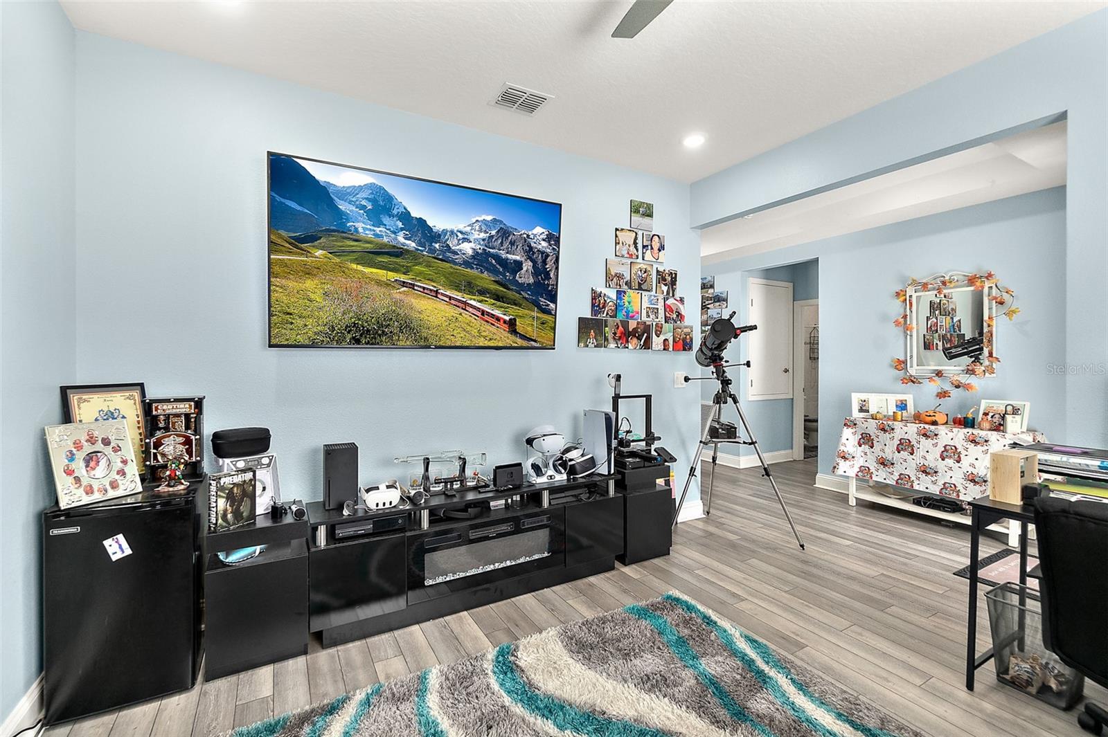 QUAIL HOLLOW - Residential