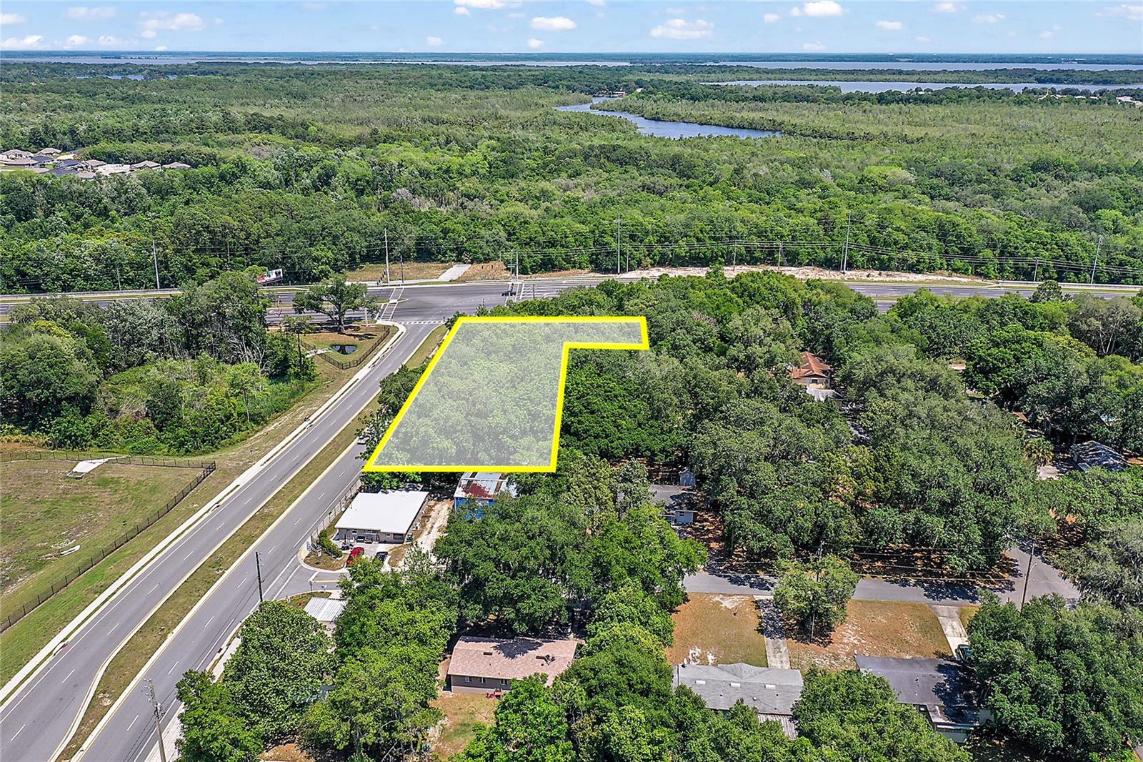 FRUITLAND PARK - Land