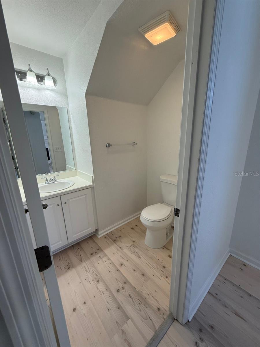 MEADOWS AT HEATH BROOK PH 01 - Residential Lease