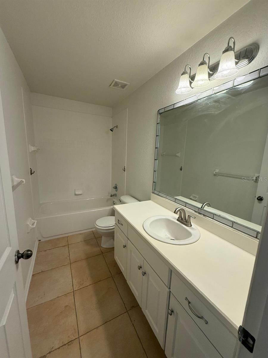 MEADOWS AT HEATH BROOK PH 01 - Residential Lease