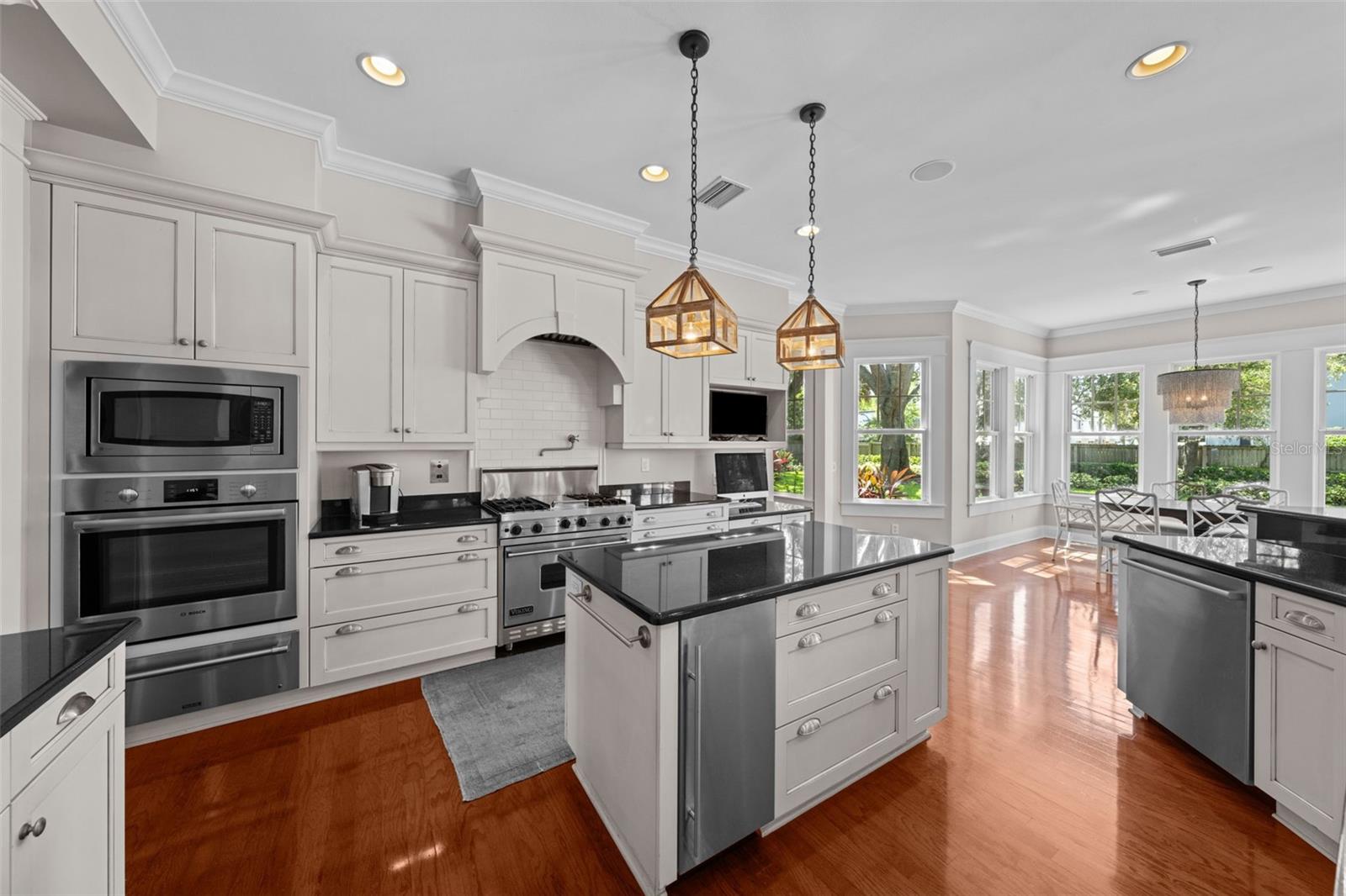 2442 W PROSPECT ROAD