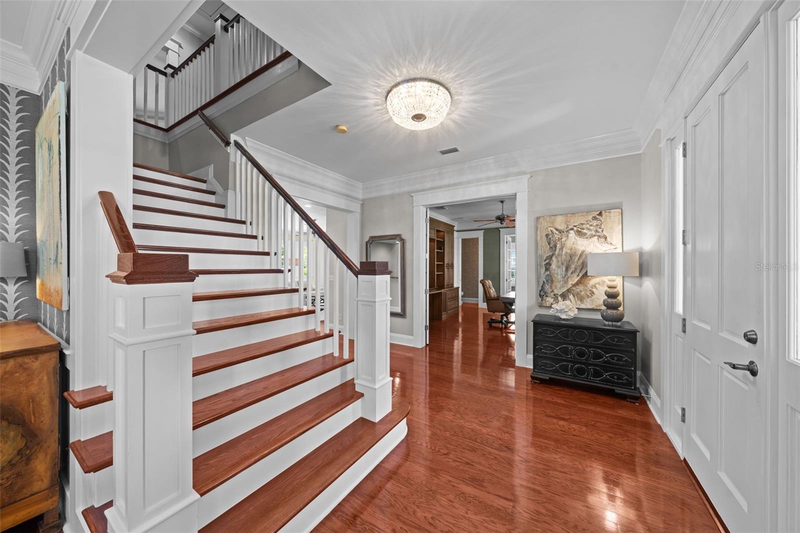 NEW SUBURB BEAUTIFUL - Residential