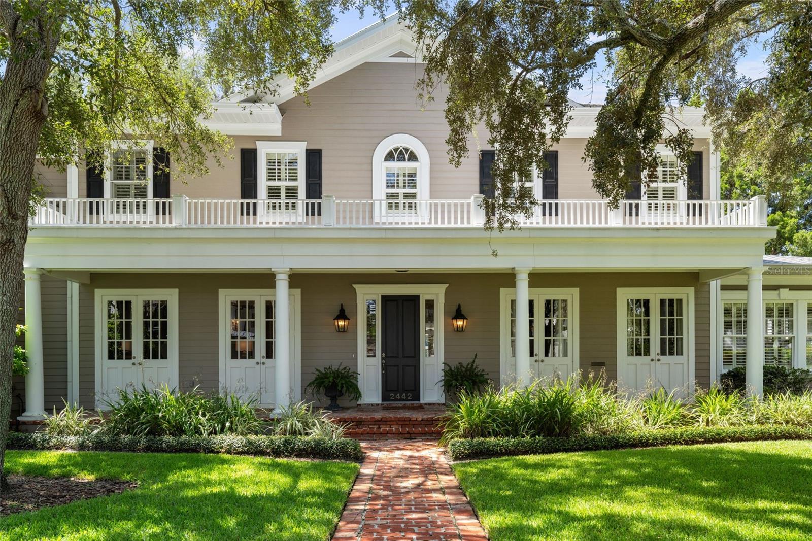 2442 W PROSPECT ROAD