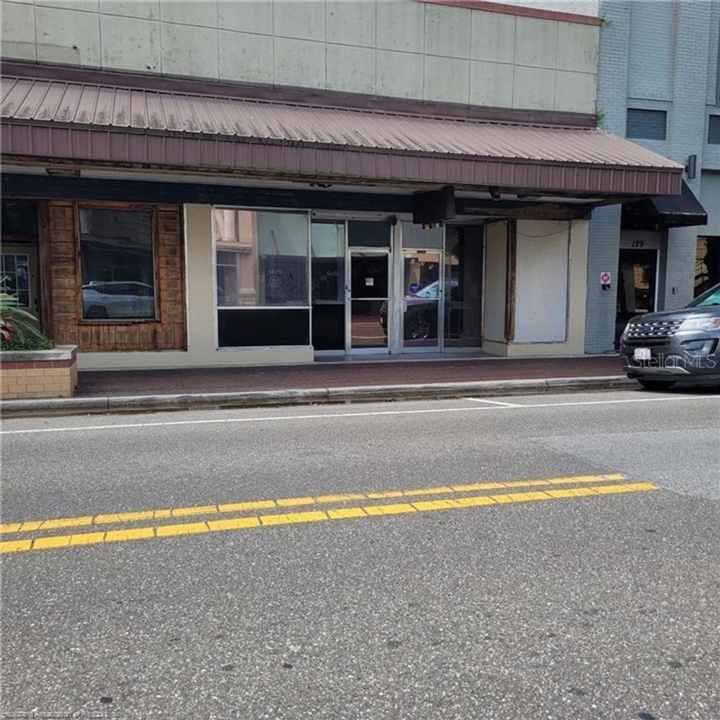 Photo of 121 W Main Street, Wauchula, FL 33873 (MLS # L4957463)