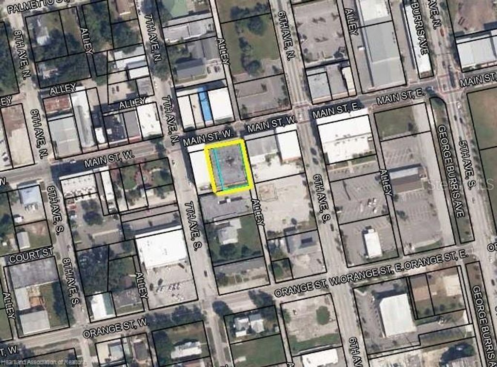 Photo of 121 W Main Street, Wauchula, FL 33873 (MLS # L4957463)