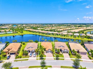 Search Sarasota & Manatee County Homes 43 13061 RINELLA STREET VENICE FL 34293