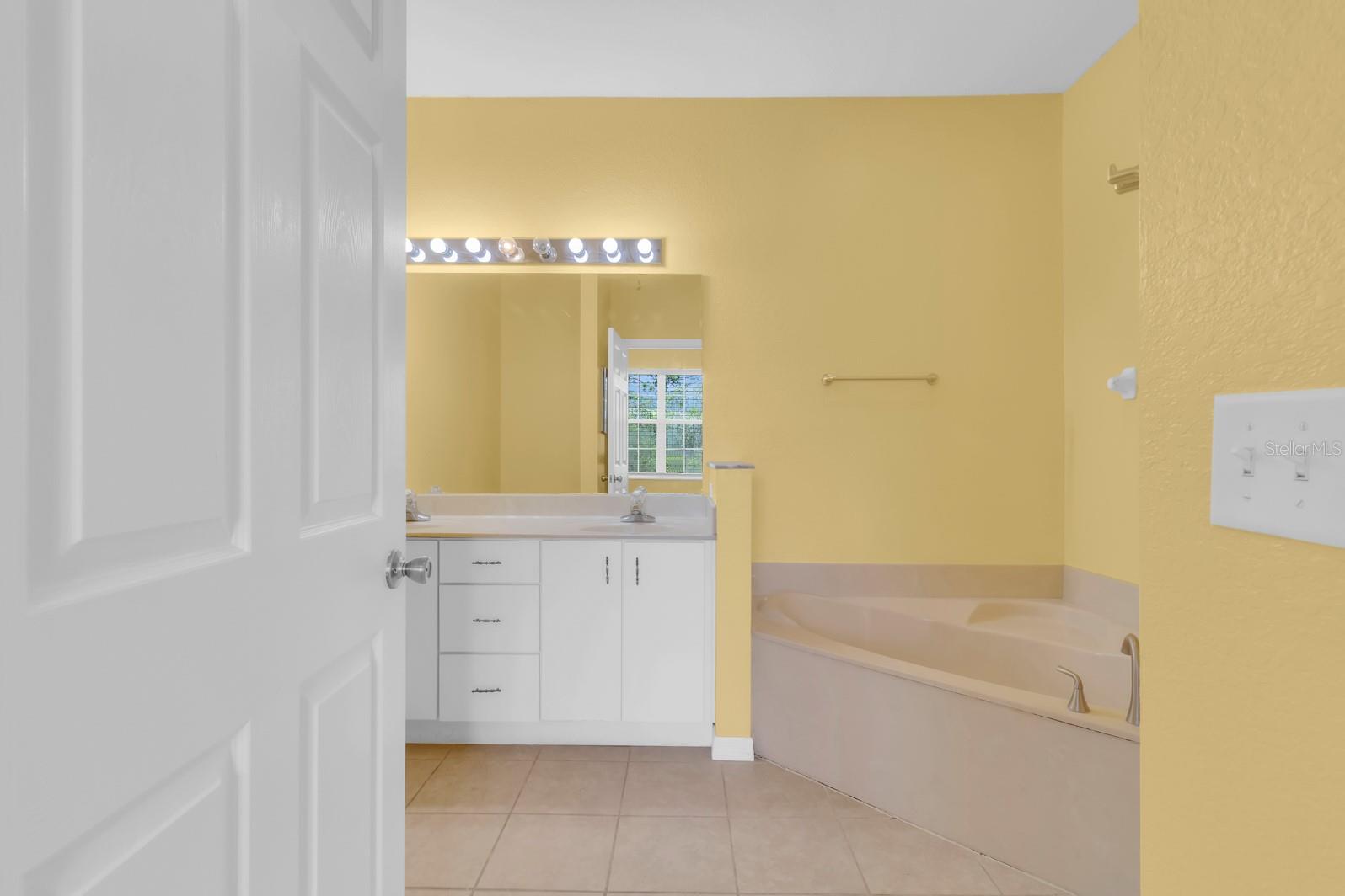 LAKE MARION GOLF RESORT CONDO - Residential