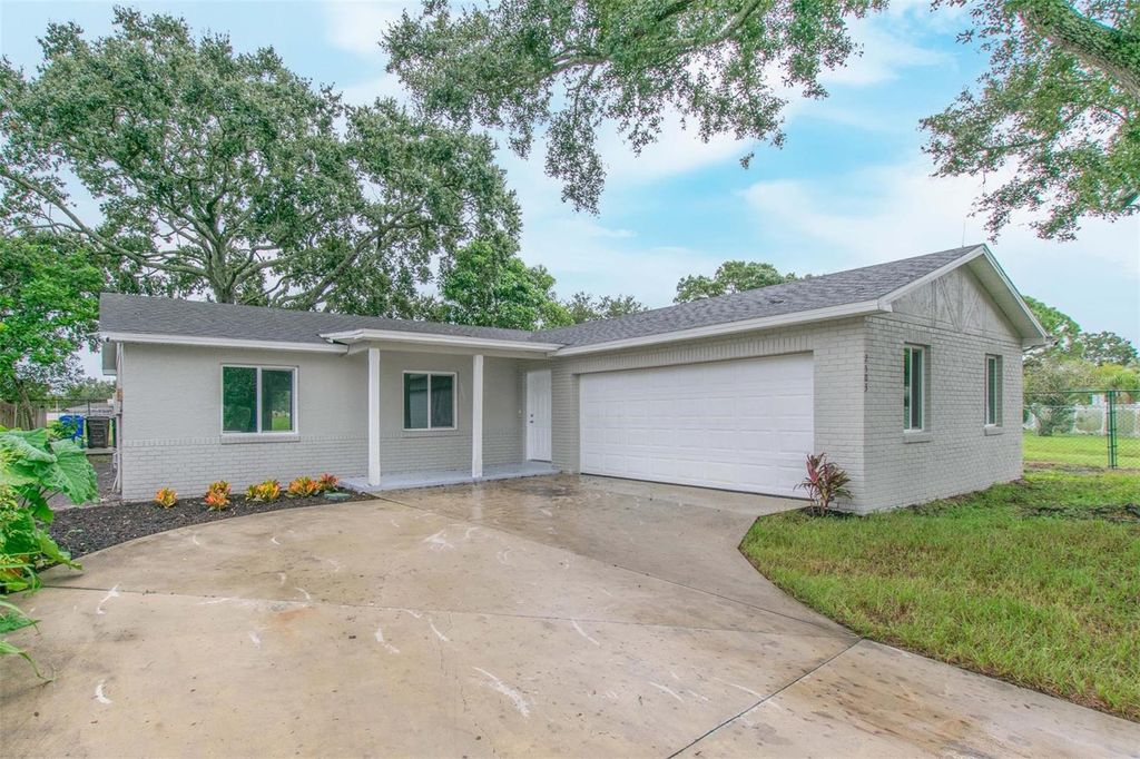 Photo of 2503 Mill Run Boulevard, Kissimmee, FL 34744 (MLS # O6348613)