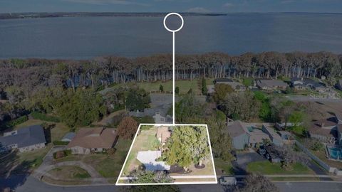Tiny photo for 2920 Cocovia Way, Leesburg, FL 34748 (MLS # O6386709)