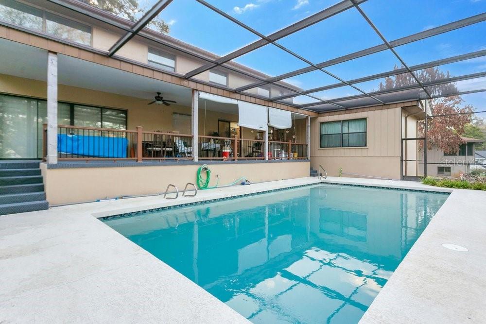 MORNINGVIEW AT LEESBURG - Residential