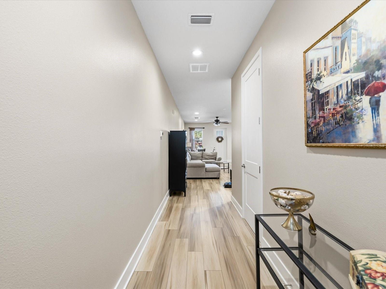 TOWNHOMES AT HIGHLAND CROSSING - Residential