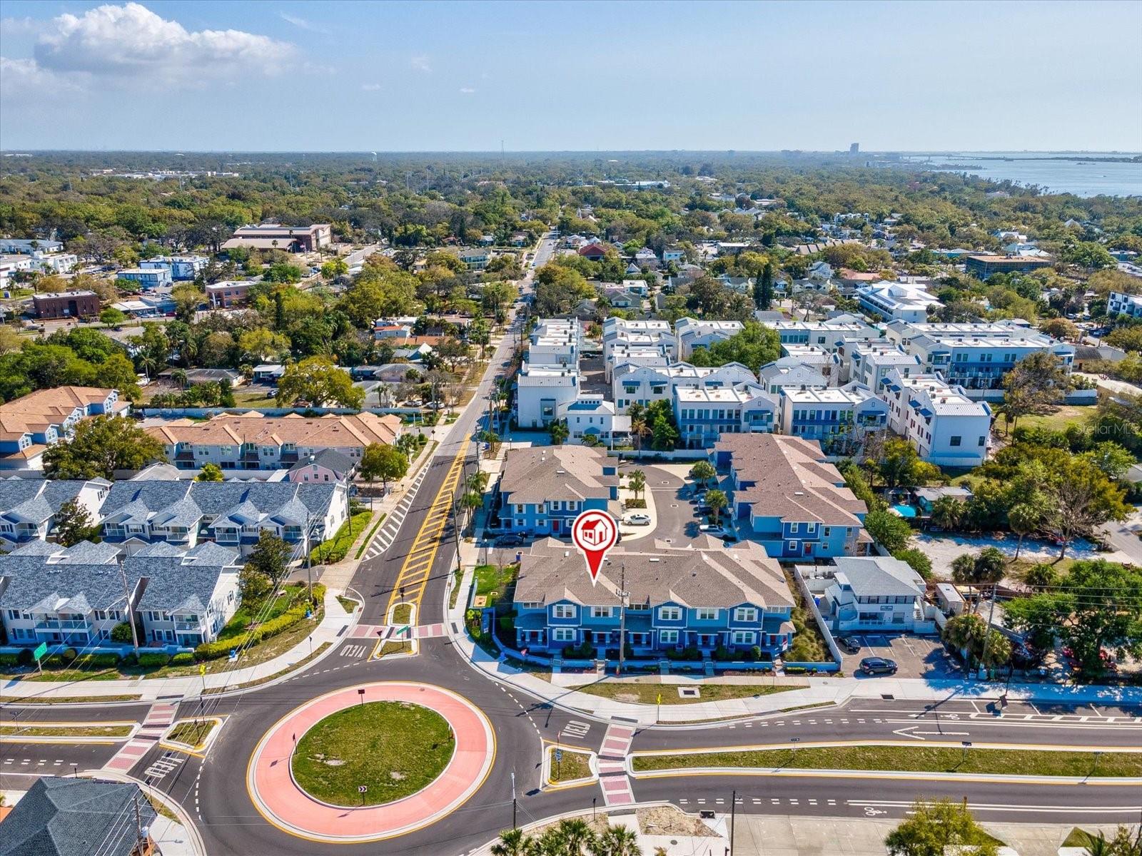 TOWNHOMES AT HIGHLAND CROSSING - Residential