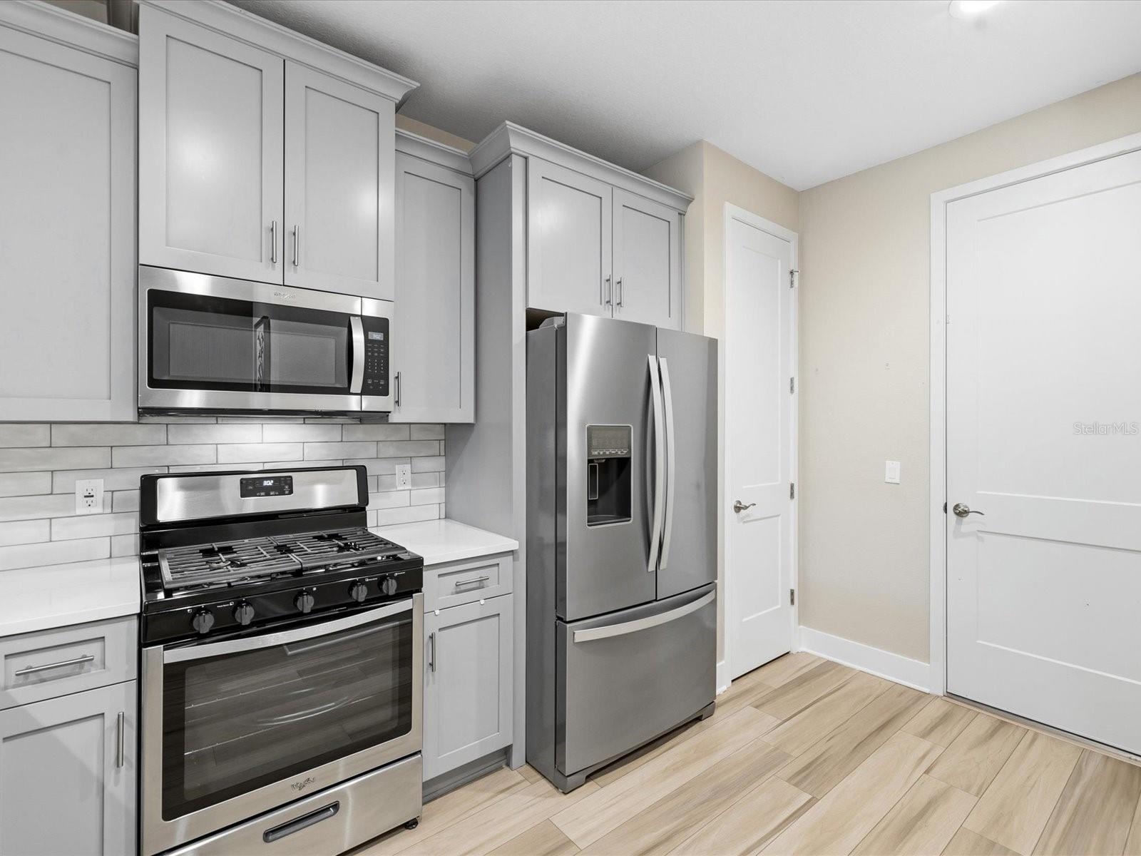 TOWNHOMES AT HIGHLAND CROSSING - Residential