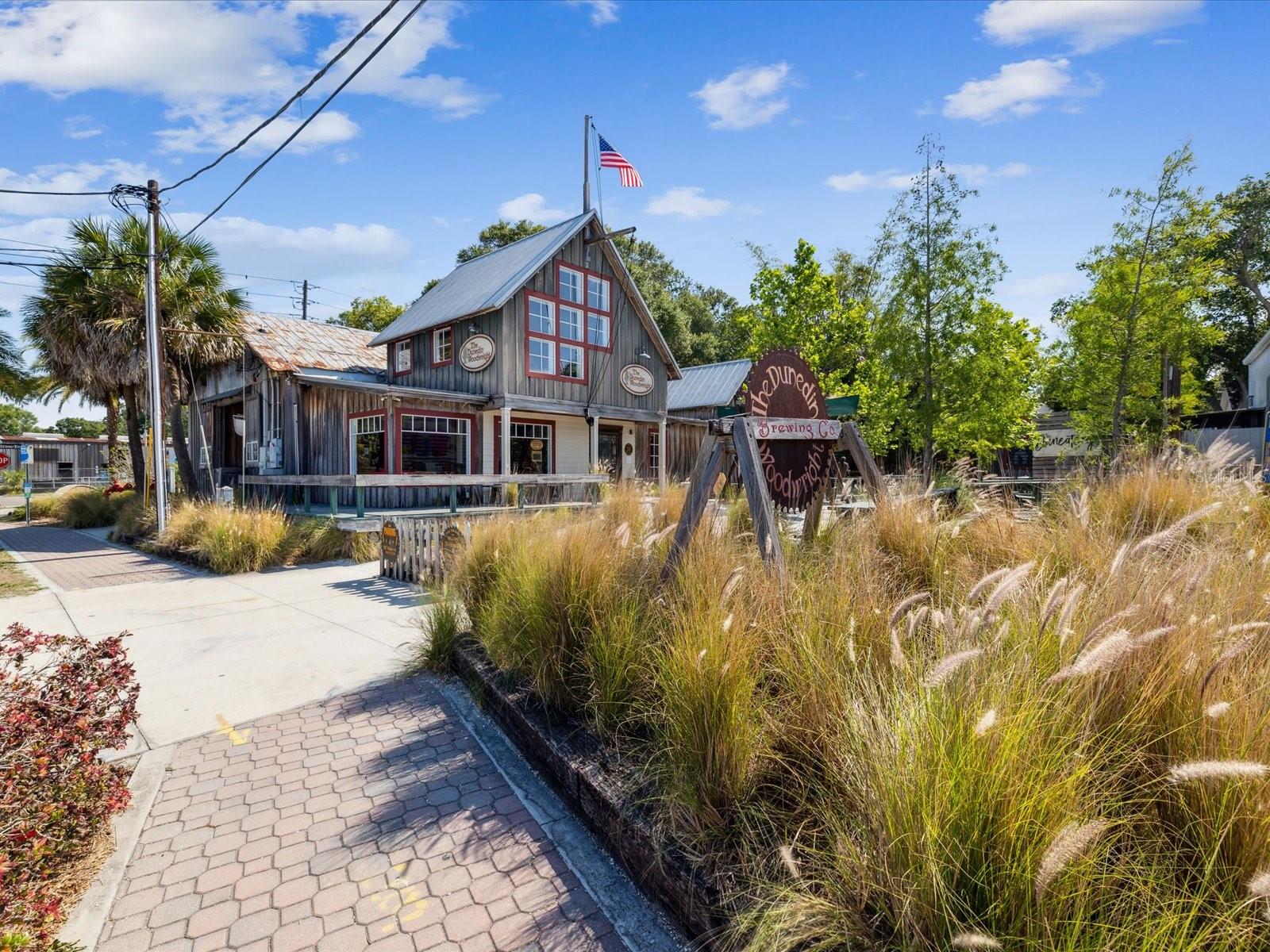 TOWNHOMES AT HIGHLAND CROSSING - Residential