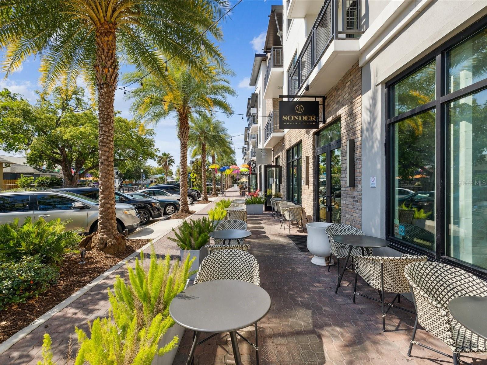 TOWNHOMES AT HIGHLAND CROSSING - Residential