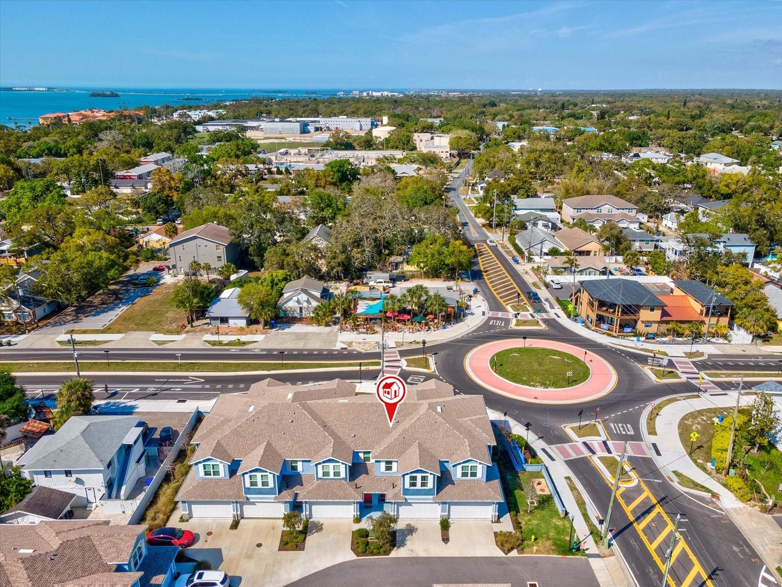 TOWNHOMES AT HIGHLAND CROSSING - Residential