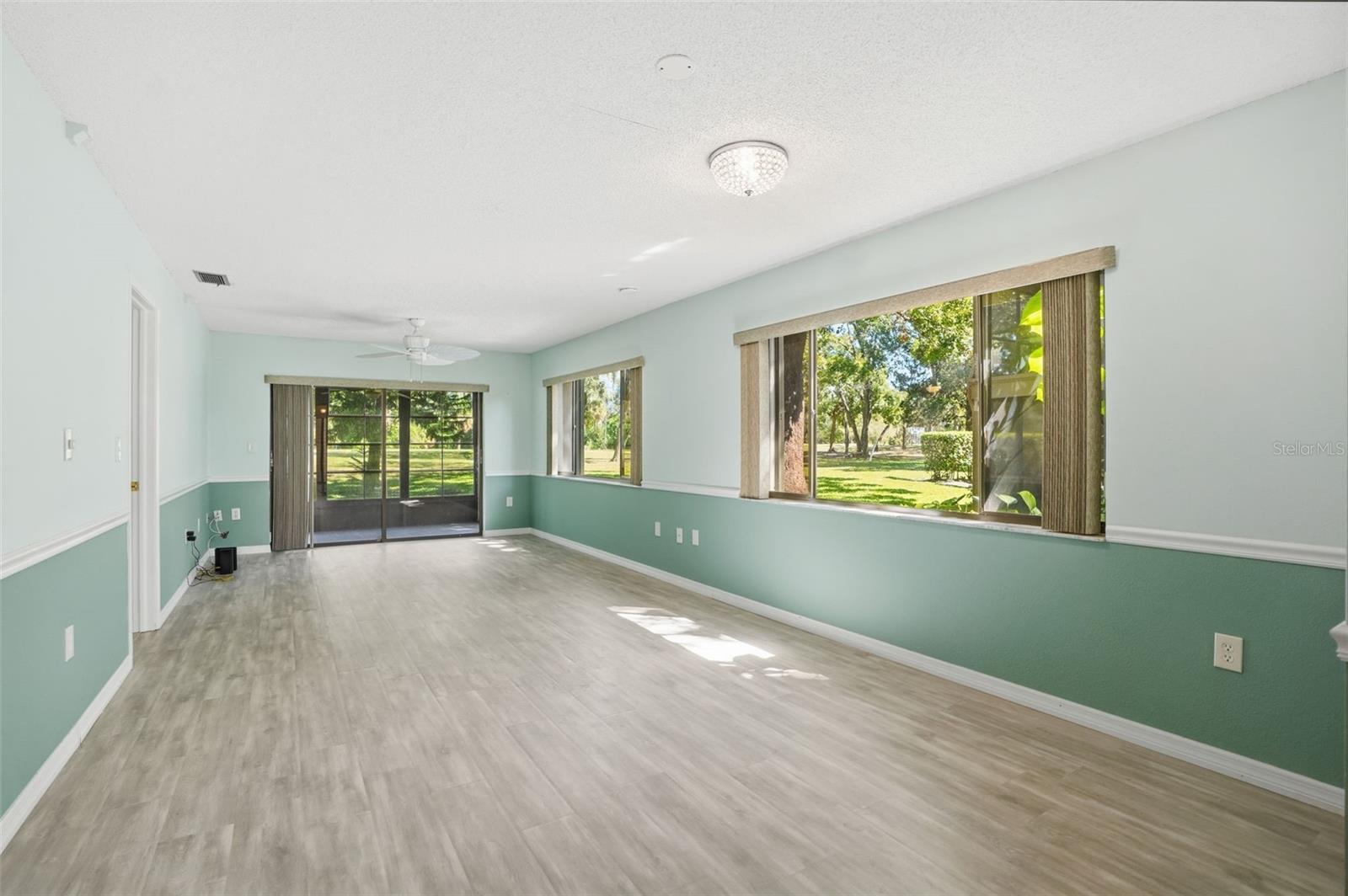 BEACON WOODS VILLAGE - Residential