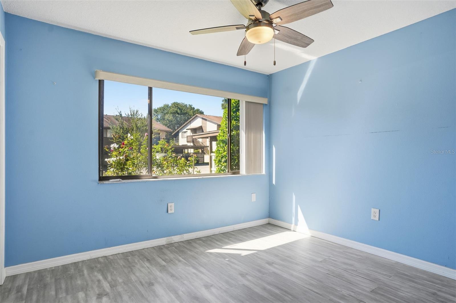 BEACON WOODS VILLAGE - Residential