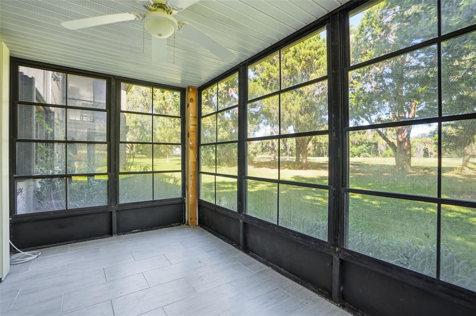 BEACON WOODS VILLAGE - Residential