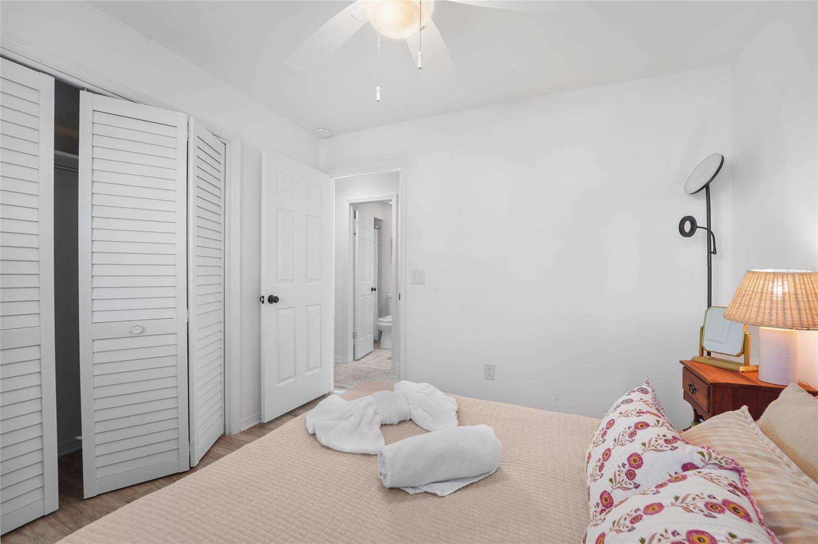 SUNSET CAMP - Residential