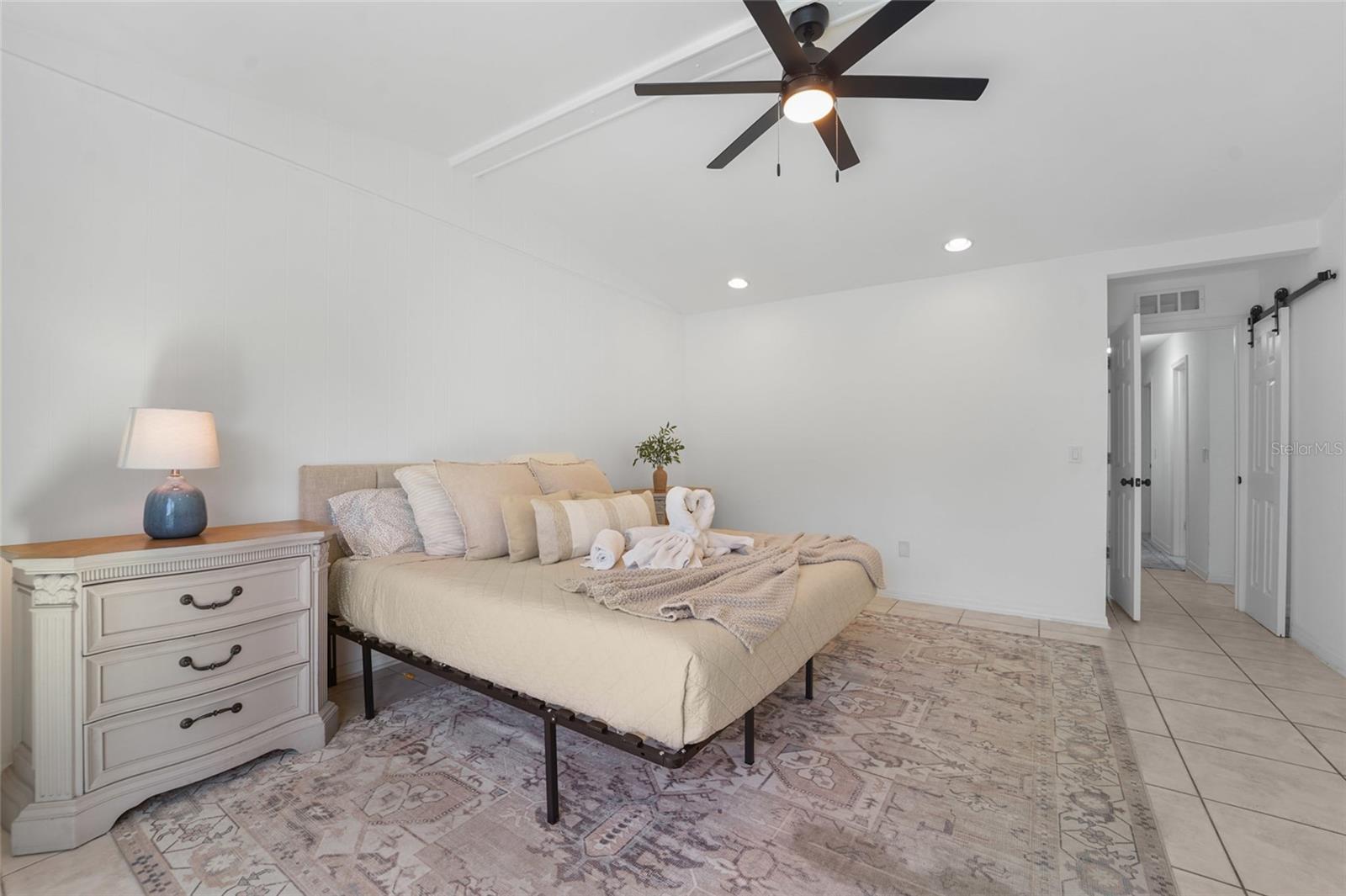 SUNSET CAMP - Residential