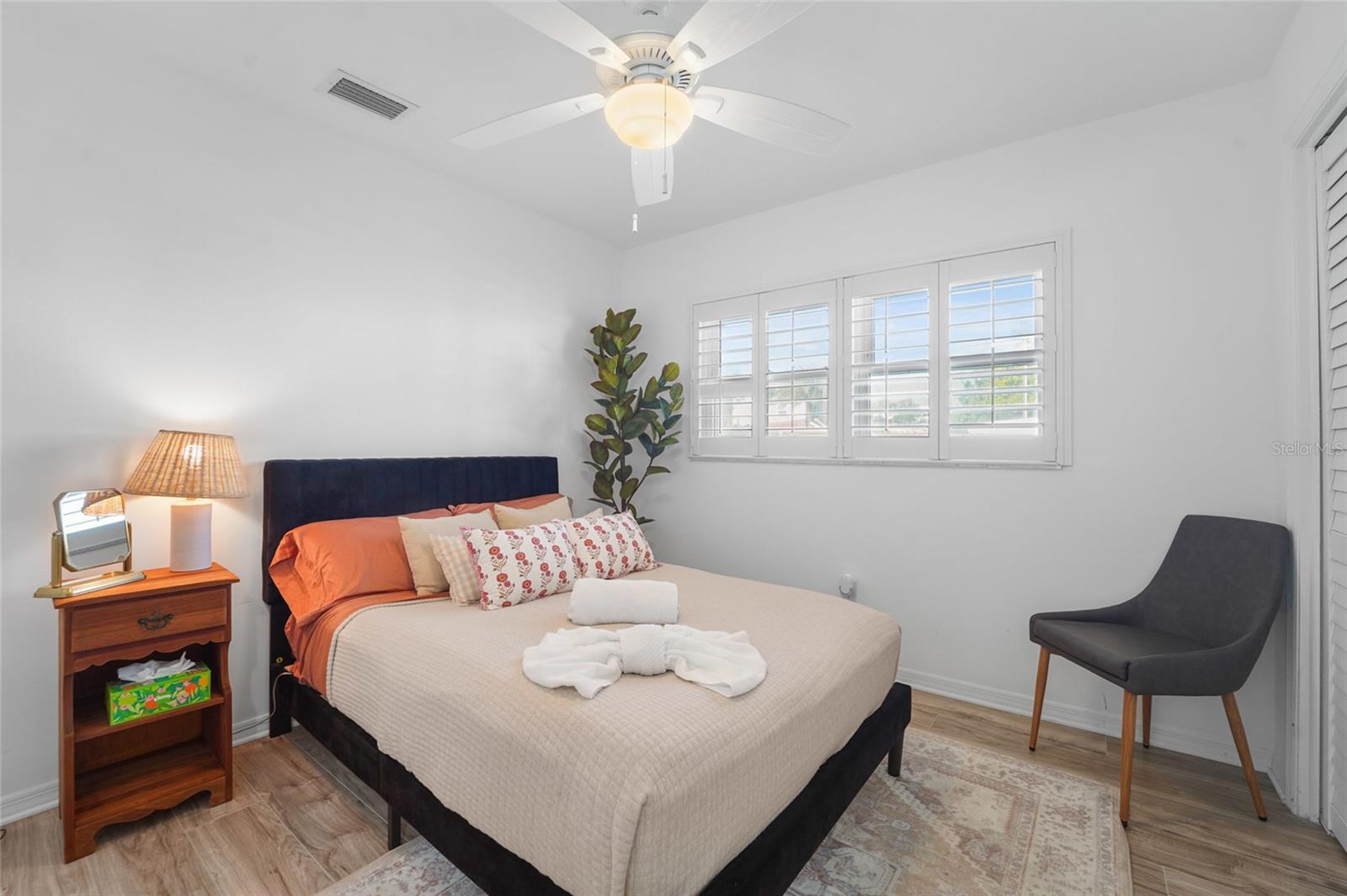 SUNSET CAMP - Residential