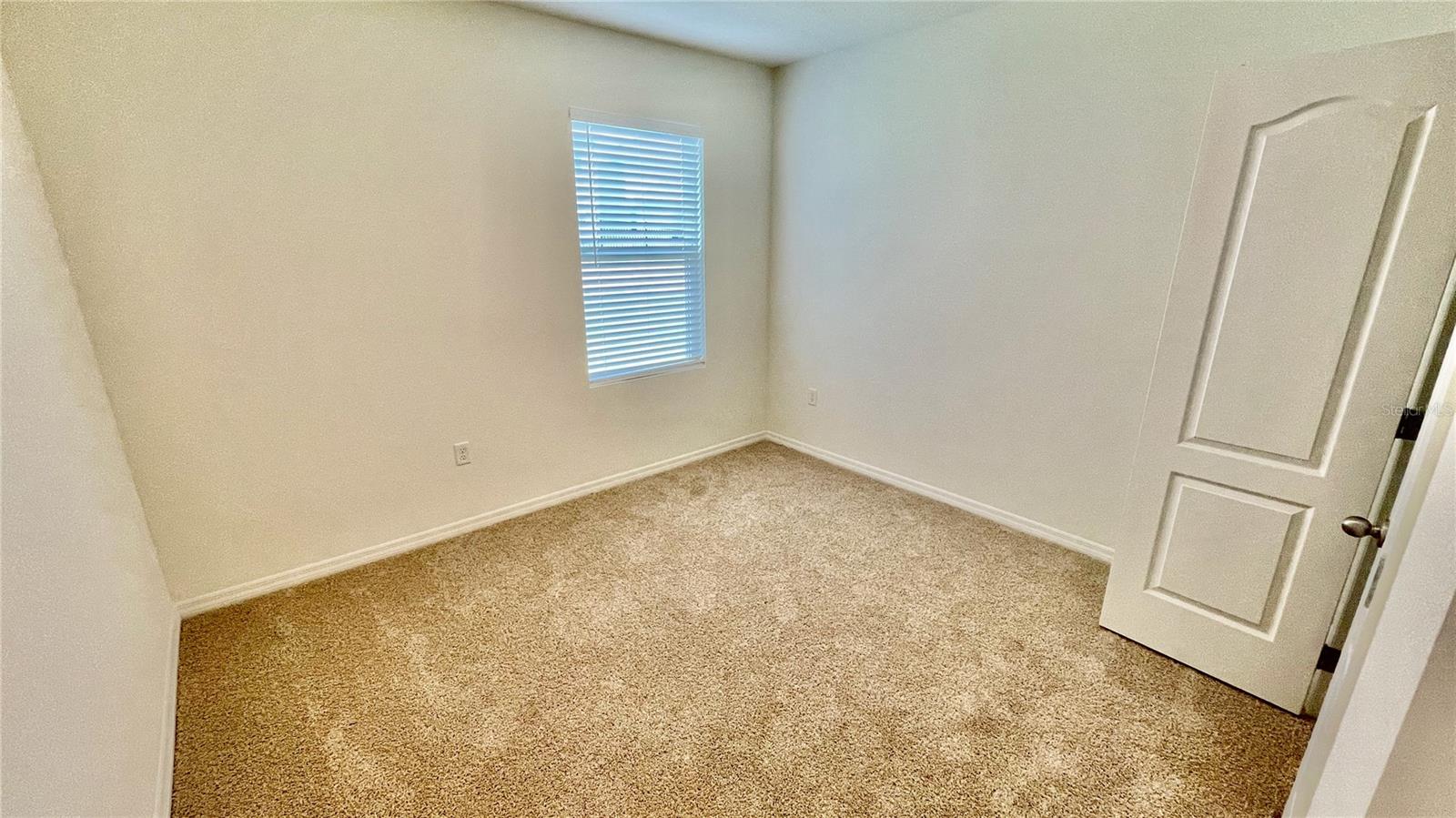 FOREST LAKE PH 1 - Residential Lease