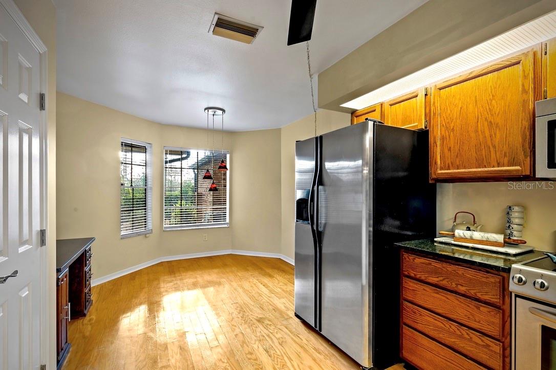 LAUREL OAKS AT COUNTRY WOODS CONDO - Residential