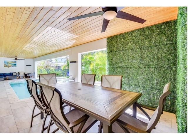 HOLMES GULF TO BAY DEV LTS 1&2 BLK D - Residential