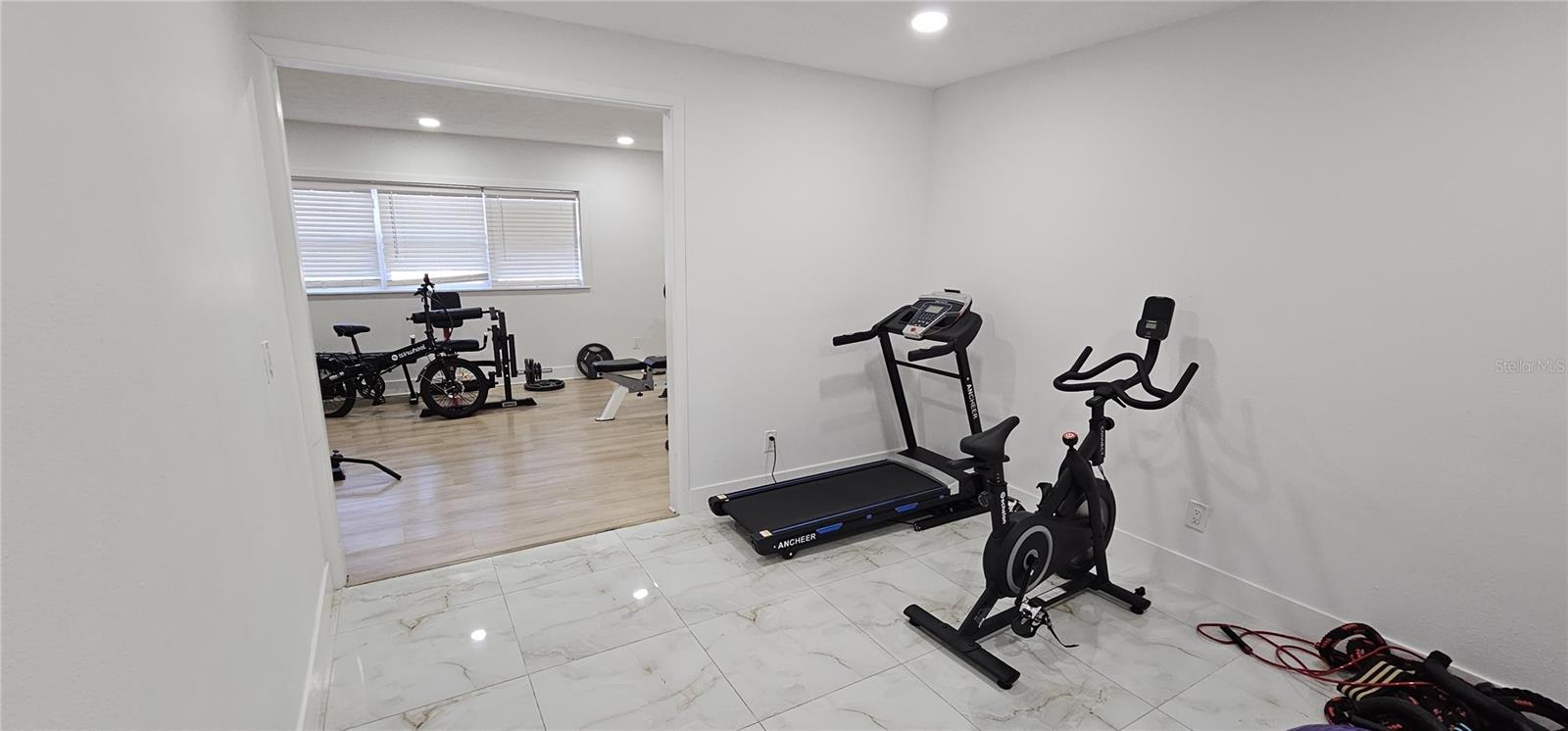 COUNTRY PLACE UNIT 5 - Residential