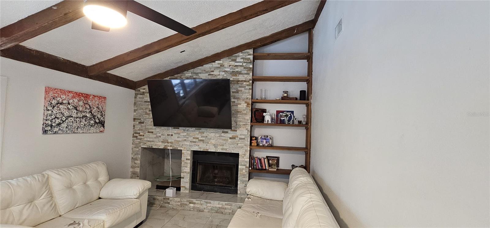 COUNTRY PLACE UNIT 5 - Residential