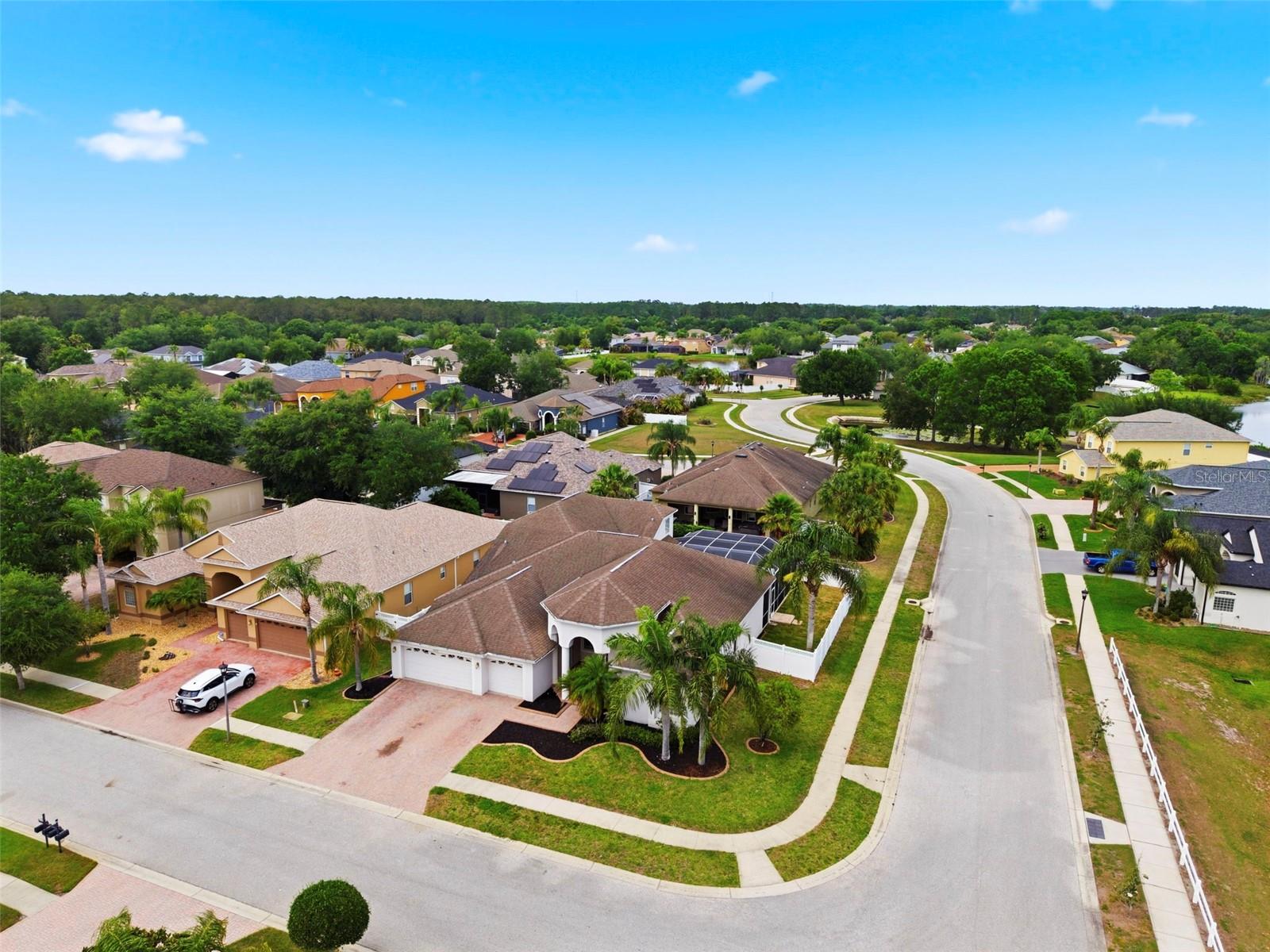 LAKE TALIA PH 02 - Residential