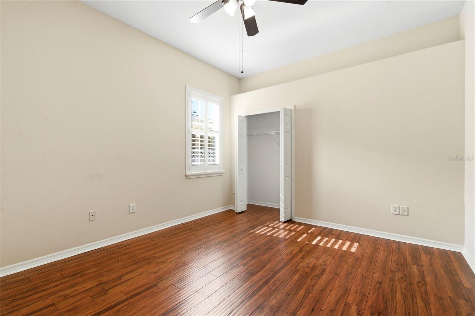 LAKE TALIA PH 02 - Residential