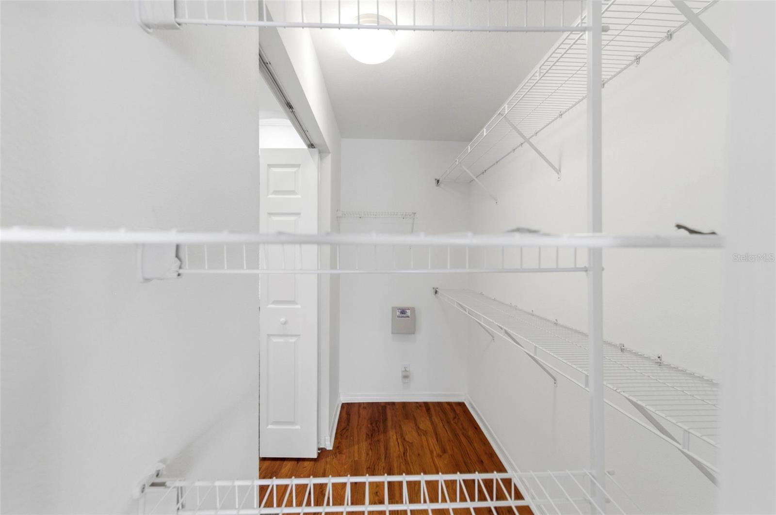 LAKE TALIA PH 02 - Residential