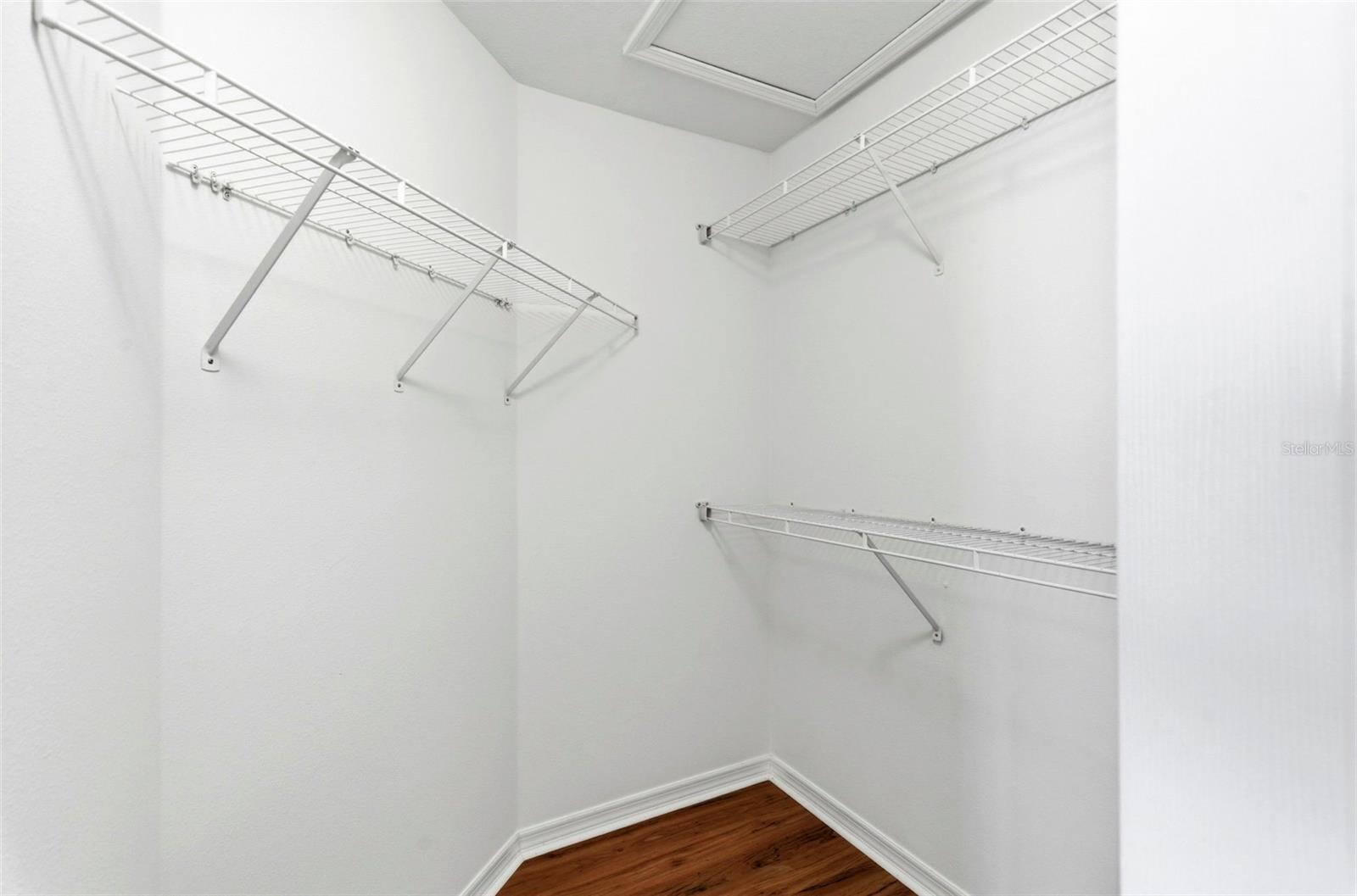 LAKE TALIA PH 02 - Residential