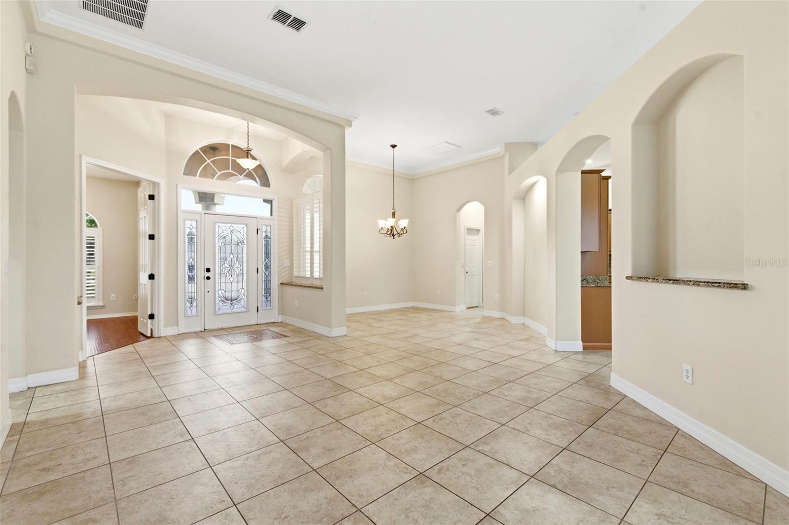 LAKE TALIA PH 02 - Residential