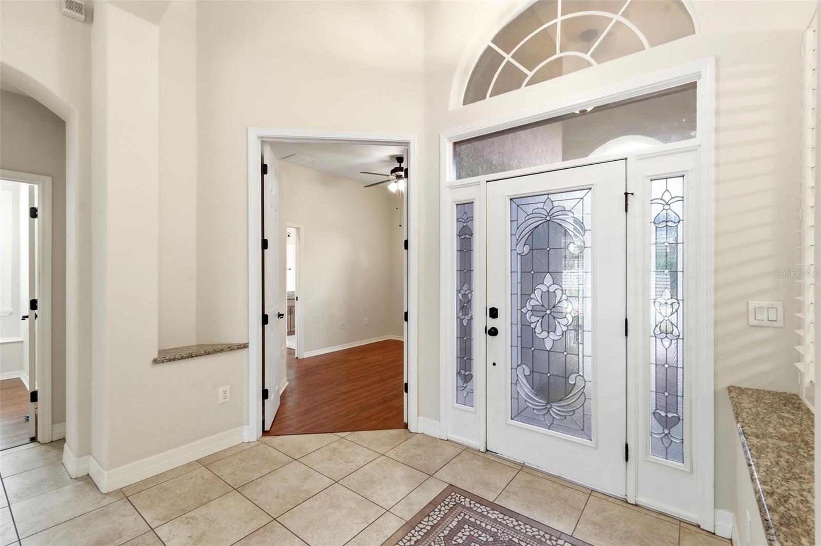 LAKE TALIA PH 02 - Residential