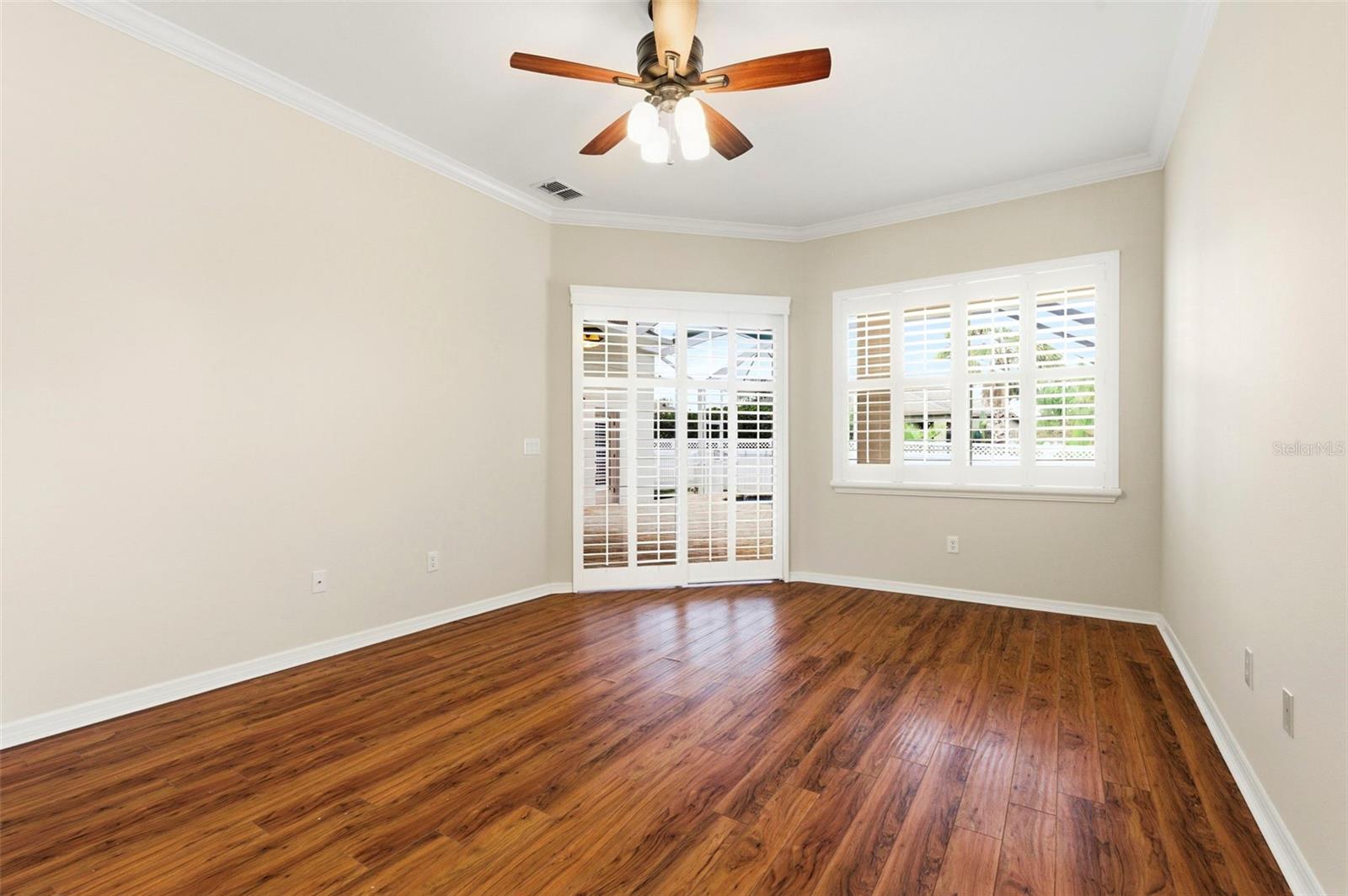 LAKE TALIA PH 02 - Residential