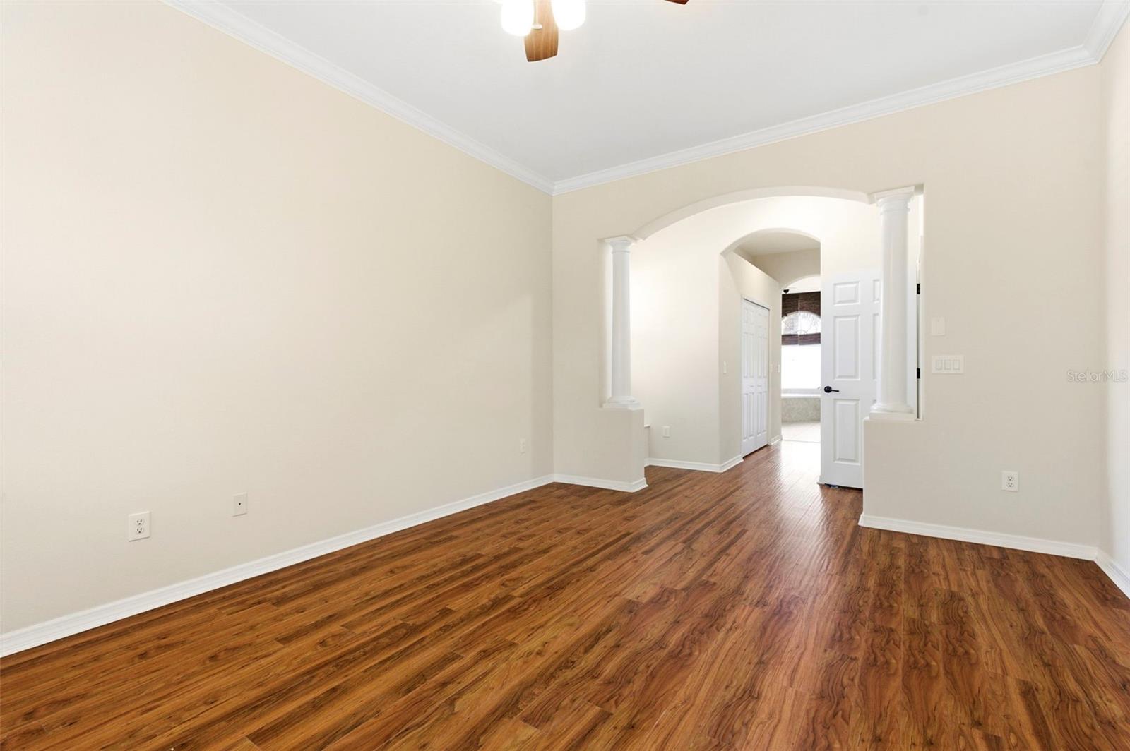 LAKE TALIA PH 02 - Residential